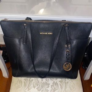 Michael khors Large Hand Bag